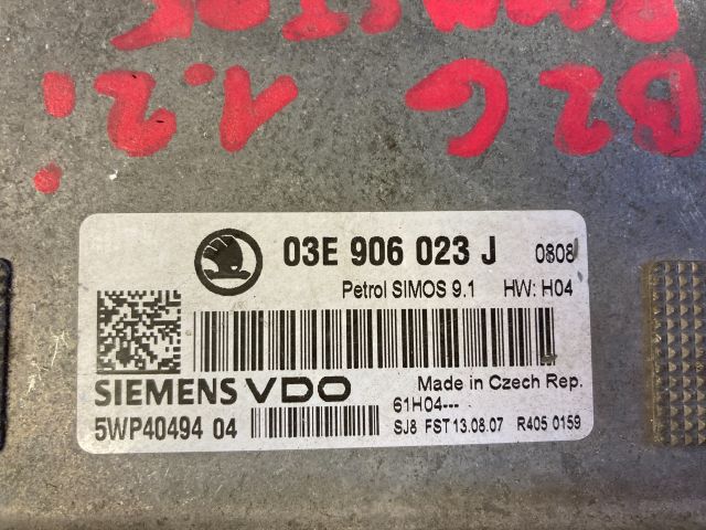 bontott SKODA ROOMSTER Motorvezérlő