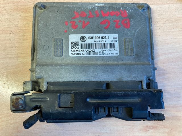 bontott SKODA ROOMSTER Motorvezérlő