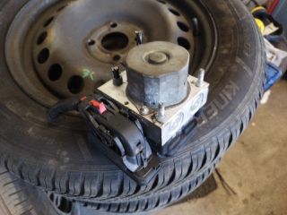 bontott SKODA ROOMSTER ABS Kocka