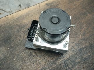 bontott SKODA ROOMSTER ABS Kocka