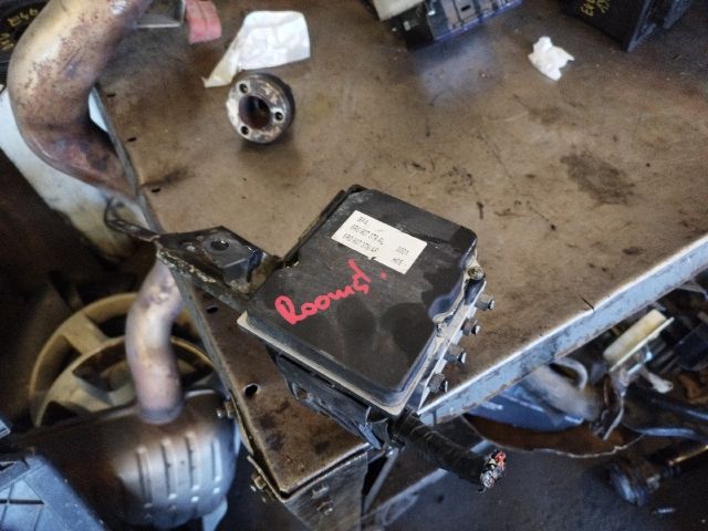 bontott SKODA ROOMSTER ABS Kocka