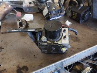 bontott SKODA ROOMSTER ABS Kocka