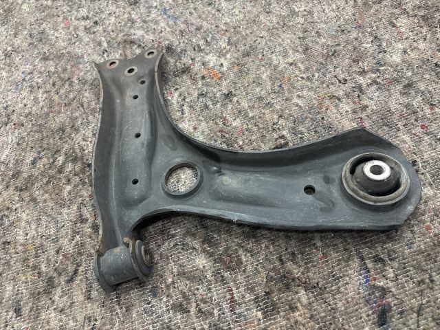 bontott SKODA ROOMSTER Bal első Lengőkar