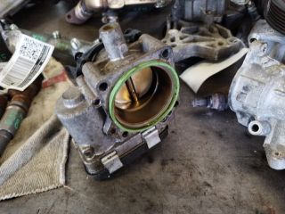 bontott SKODA ROOMSTER Fojtószelep (Elektromos)