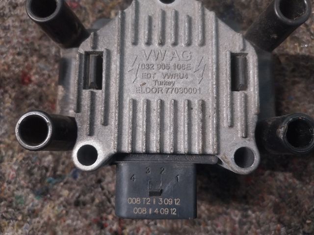 bontott SKODA ROOMSTER Gyújtótrafó