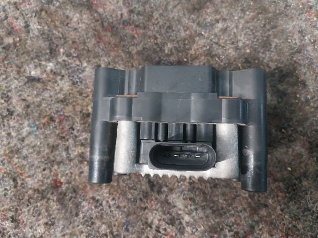 bontott SKODA ROOMSTER Gyújtótrafó