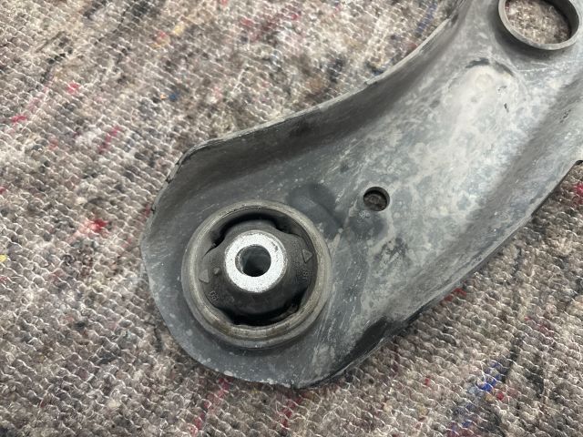 bontott SKODA ROOMSTER Jobb első Lengőkar