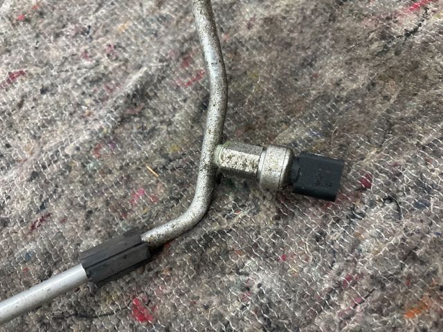 bontott SKODA ROOMSTER Klíma Cső