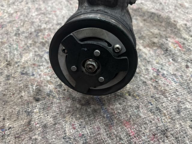 bontott SKODA ROOMSTER Klímakompresszor