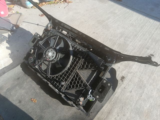 bontott SKODA ROOMSTER Komplett Homlokfal (Részeivel)