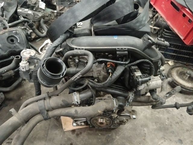 bontott SKODA ROOMSTER Komplett Motor (Segédberendezésekkel)