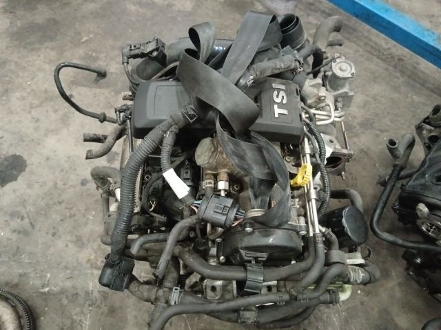 bontott SKODA ROOMSTER Motor (Fűzött blokk hengerfejjel)