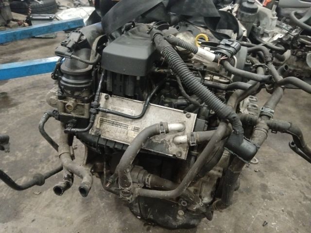 bontott SKODA ROOMSTER Motor (Fűzött blokk hengerfejjel)