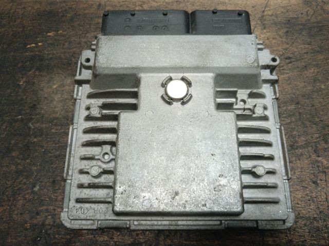 bontott SKODA ROOMSTER Motorvezérlő