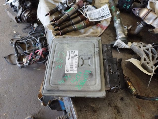 bontott SKODA ROOMSTER Motorvezérlő