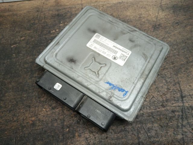 bontott SKODA ROOMSTER Motorvezérlő