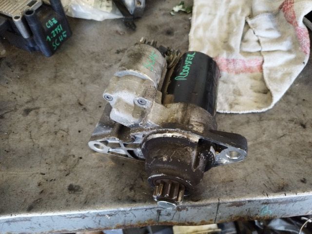 bontott SKODA ROOMSTER Önindító