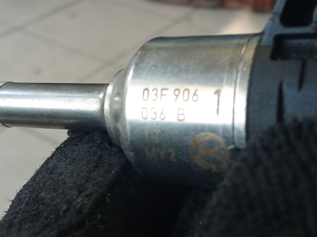 bontott SKODA ROOMSTER Porlasztó (1 db)