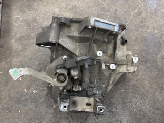 bontott SKODA ROOMSTER Váltó (Mechanikus)