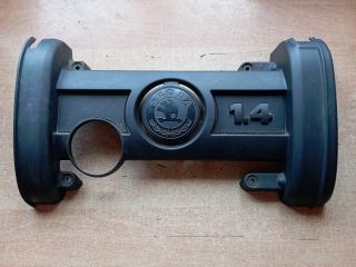 bontott SKODA ROOMSTER Felső Motorburkolat