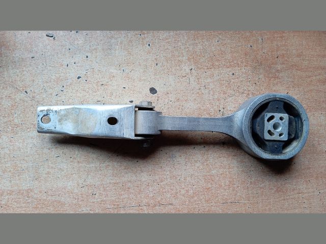 bontott SKODA ROOMSTER Motor Tartó Bak (Pozíciófüggetlen)