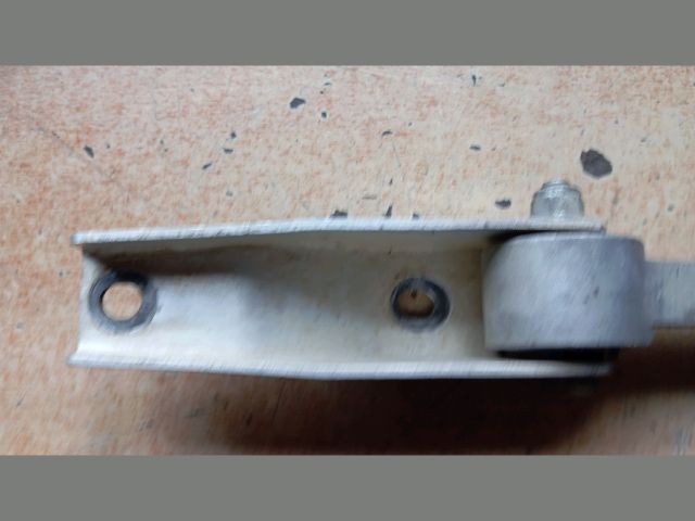 bontott SKODA ROOMSTER Motor Tartó Bak (Pozíciófüggetlen)