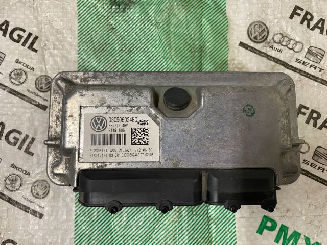 bontott SKODA ROOMSTER Motorvezérlő