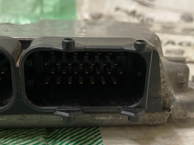 bontott SKODA ROOMSTER Motorvezérlő