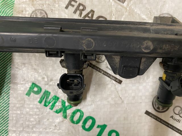 bontott SKODA ROOMSTER Porlasztó Sor / Híd