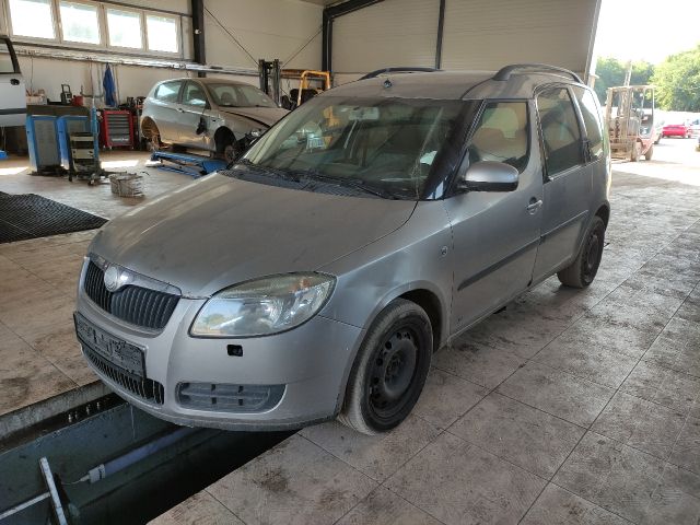 bontott SKODA ROOMSTER ABS Kocka