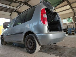 bontott SKODA ROOMSTER Első Bölcső