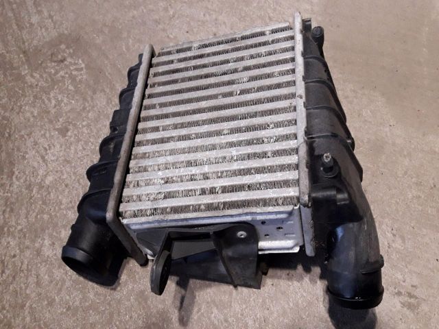 bontott SKODA ROOMSTER Intercooler