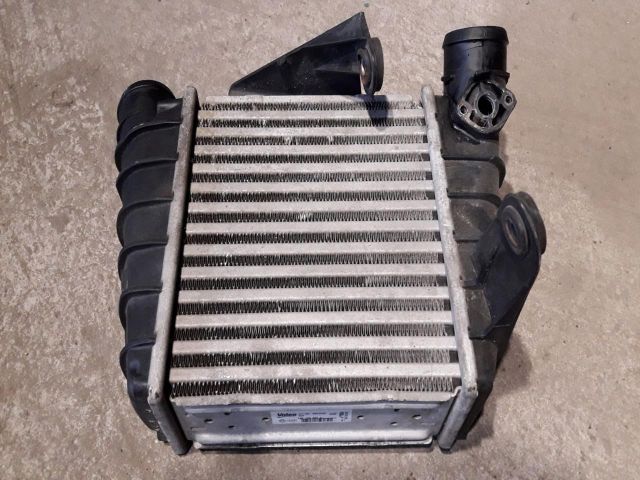 bontott SKODA ROOMSTER Intercooler