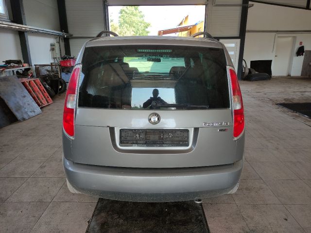 bontott SKODA ROOMSTER Jobb hátsó Rugó