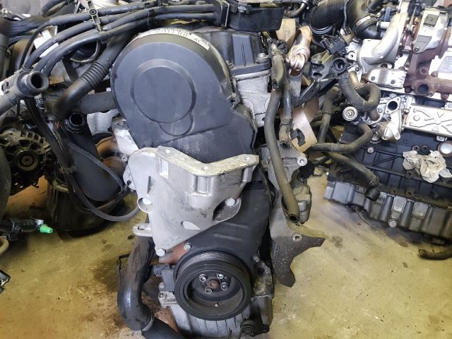 bontott SKODA ROOMSTER Komplett Motor (Segédberendezésekkel)