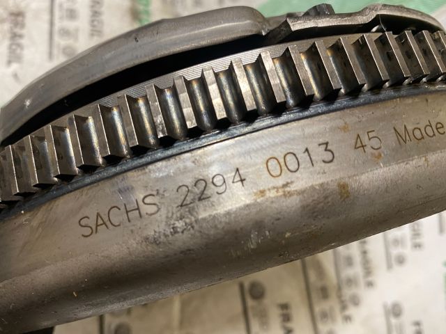 bontott SKODA ROOMSTER Kuplung Szett Lendkerékkel