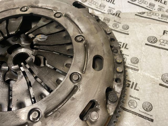 bontott SKODA ROOMSTER Kuplung Szett Lendkerékkel