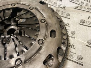 bontott SKODA ROOMSTER Kuplung Szett Lendkerékkel