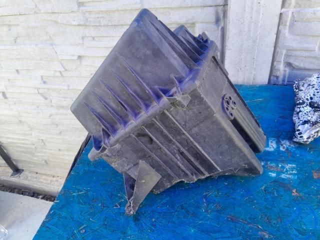 bontott SKODA ROOMSTER Légszűrő Ház