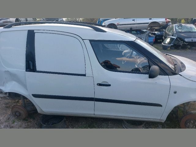 bontott SKODA ROOMSTER Motor Tartó Bak (Fém)