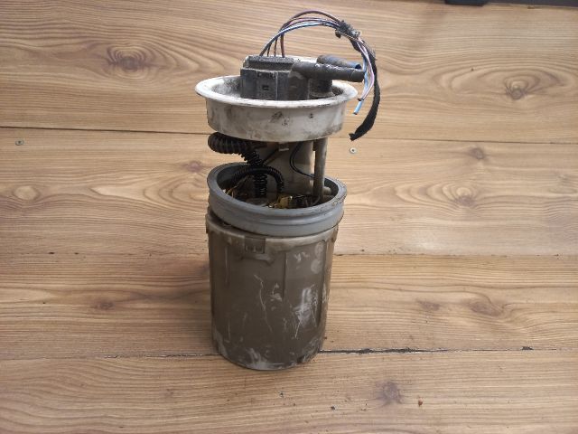 bontott SKODA ROOMSTER Üzemanyag Szivattyú