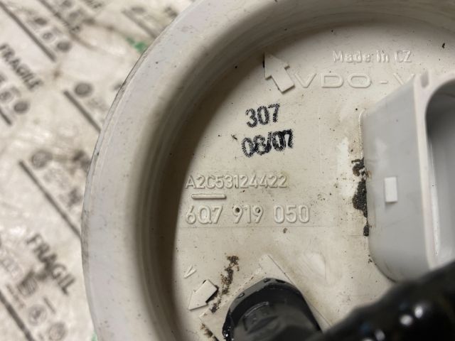 bontott SKODA ROOMSTER Üzemanyag Szivattyú