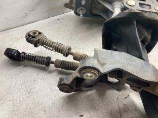 bontott SKODA ROOMSTER Váltókar (Mechanikus)