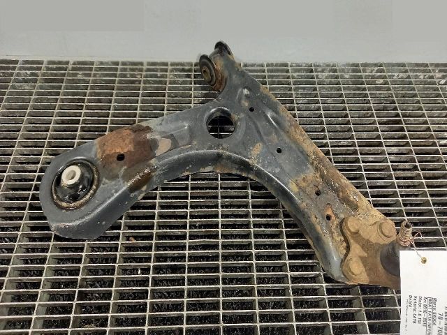 bontott SKODA ROOMSTER Jobb első Lengőkar