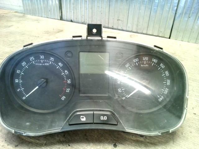 bontott SKODA ROOMSTER Kilométeróra