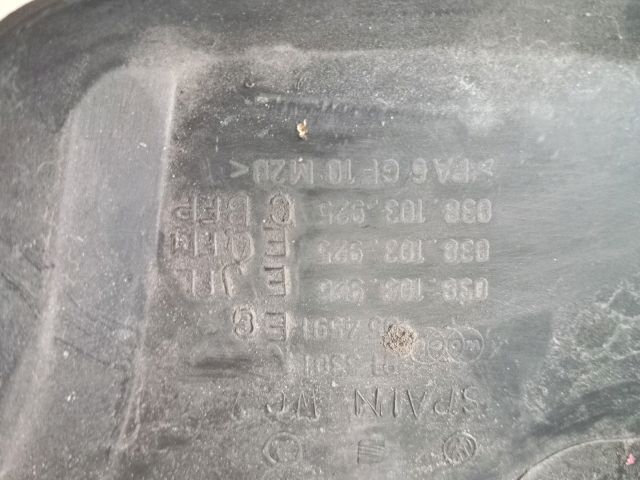 bontott SKODA ROOMSTER Felső Motorburkolat