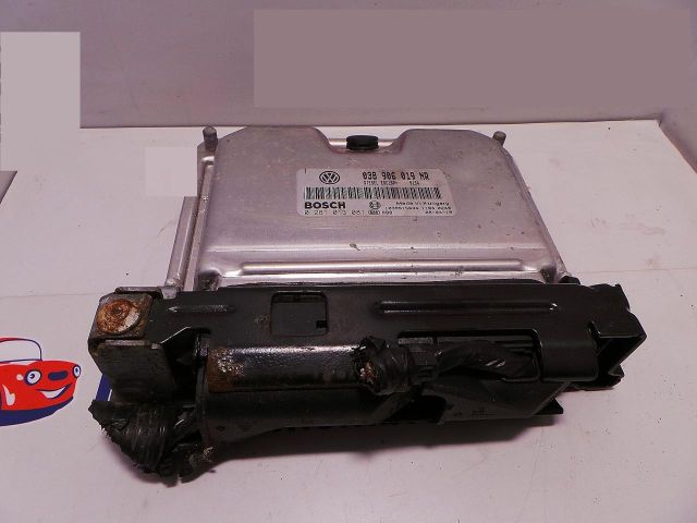 bontott SKODA ROOMSTER Motorvezérlő