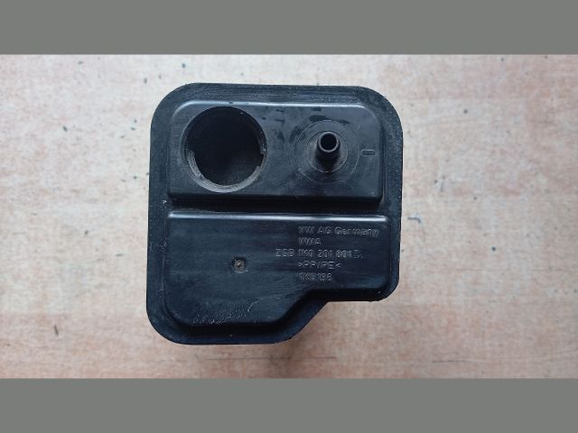 bontott SKODA ROOMSTER Aktív Szénszűrő