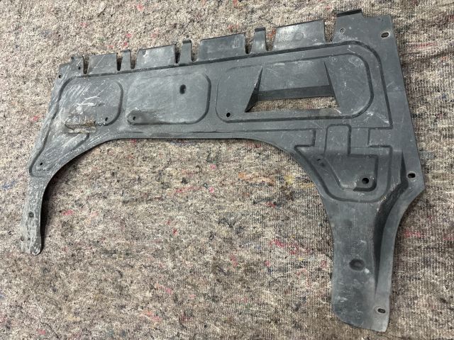 bontott SKODA ROOMSTER Alsó Motorburkolat