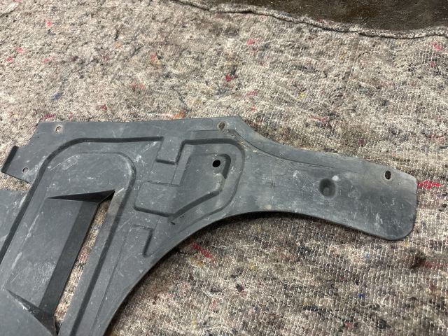 bontott SKODA ROOMSTER Alsó Motorburkolat